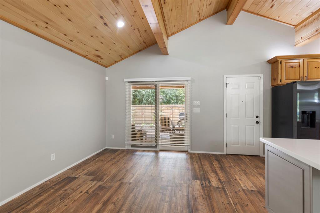 21 Riverbank Drive, The Woodlands, Texas image 13