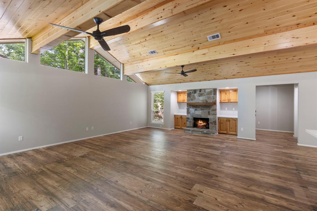 21 Riverbank Drive, The Woodlands, Texas image 16