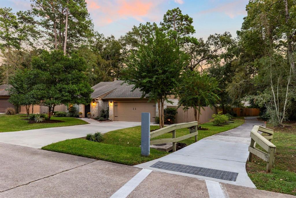 21 Riverbank Drive