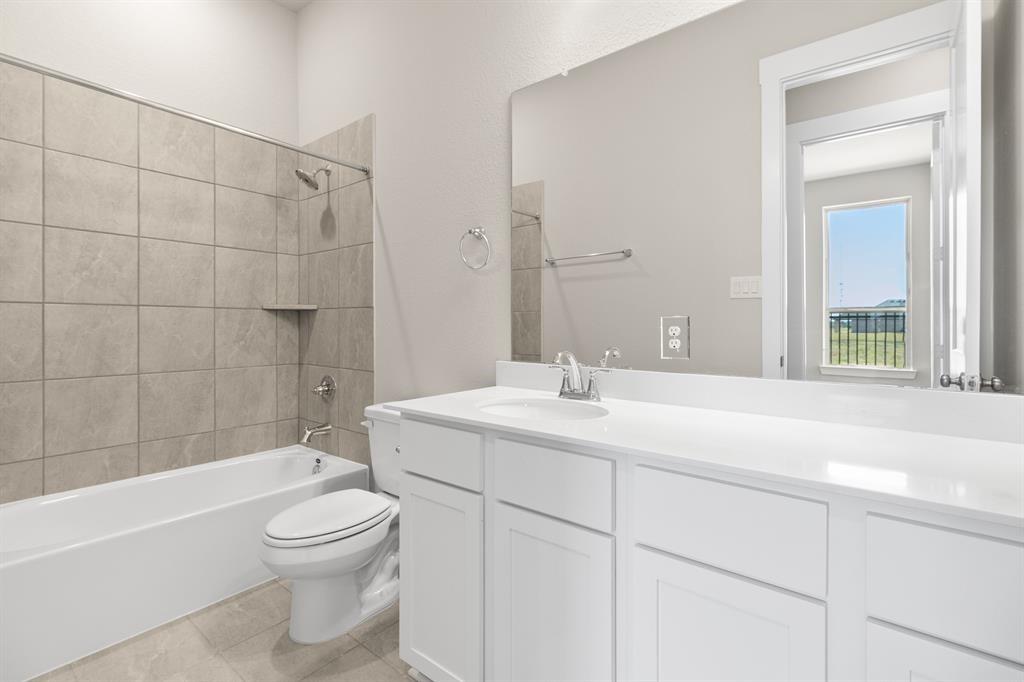 2204 Inglenook Grove Drive, Katy, Texas image 15