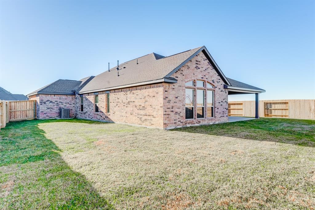 1521 Apache Heights Drive, Dayton, Texas image 36