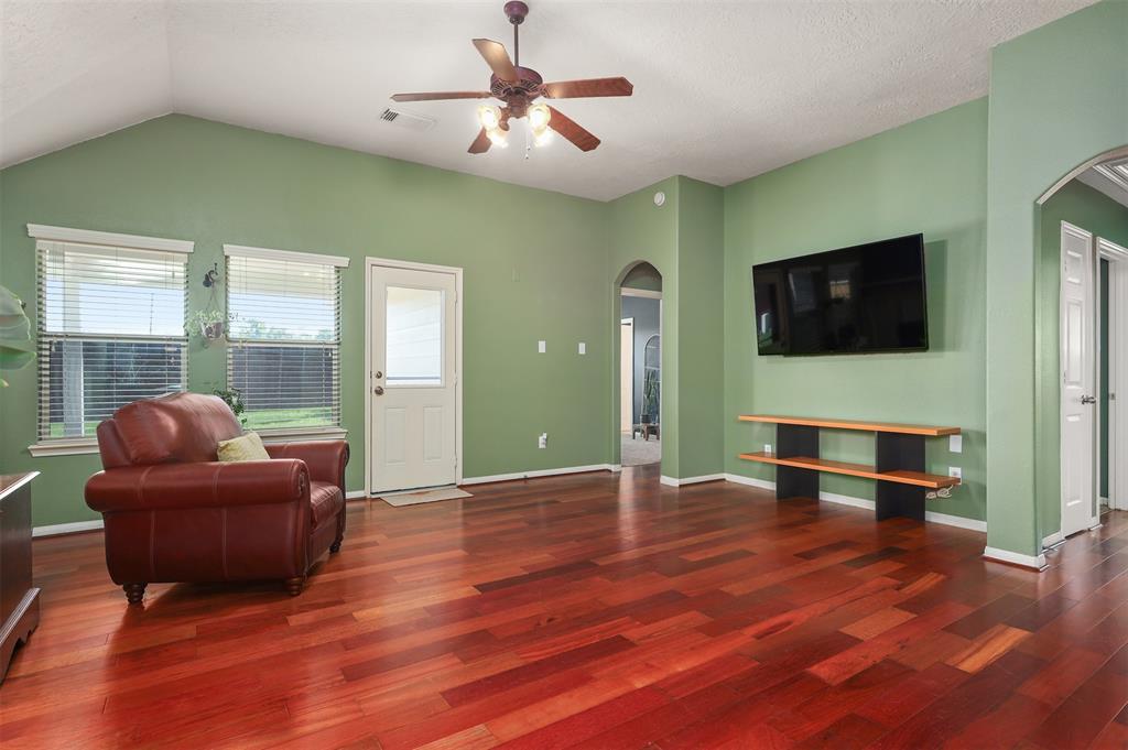 4407 Iron Creek Court, Fresno, Texas image 8