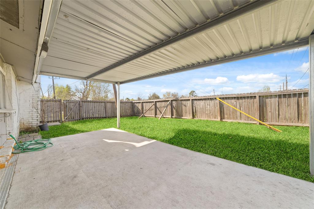 7627 Belle Park Dr