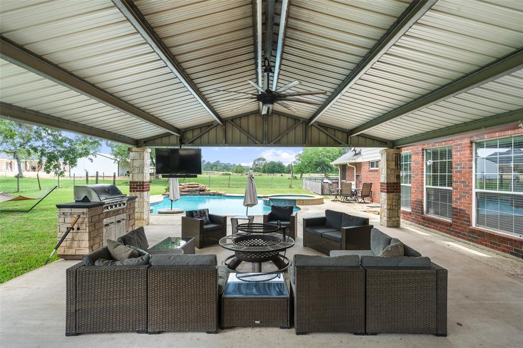 996 Scroggins Lane, Waller, Texas image 28