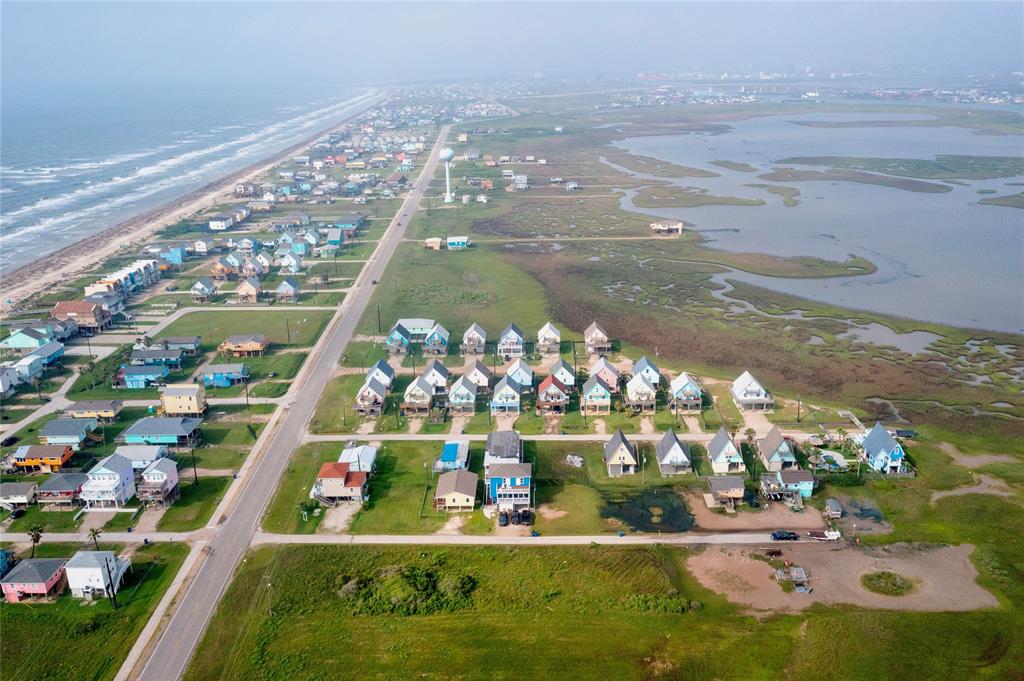 Point Lafitte Court, Surfside Beach, Texas image 11