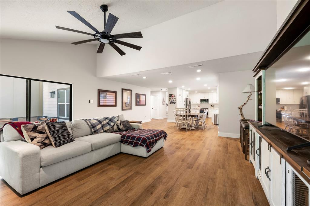 136 April Wind Court, Montgomery, Texas image 16
