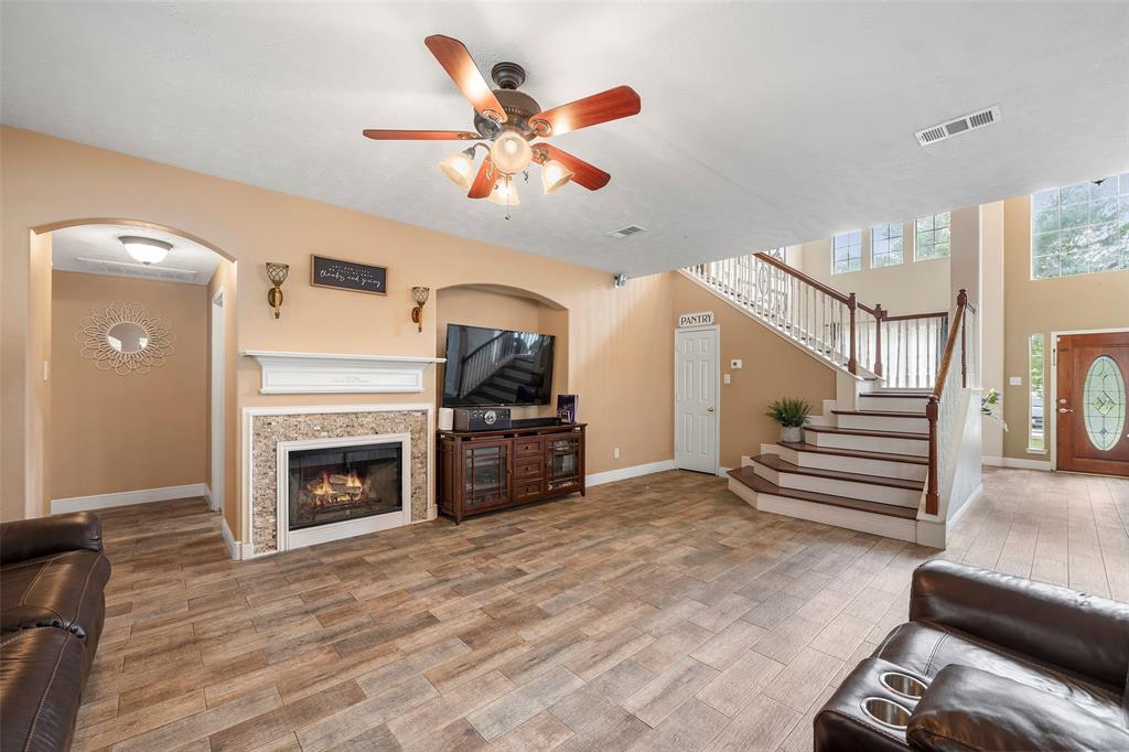 18511 Red Sails Pass Pass, Humble, Texas image 14