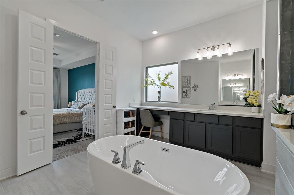 11111 Zinnias Court