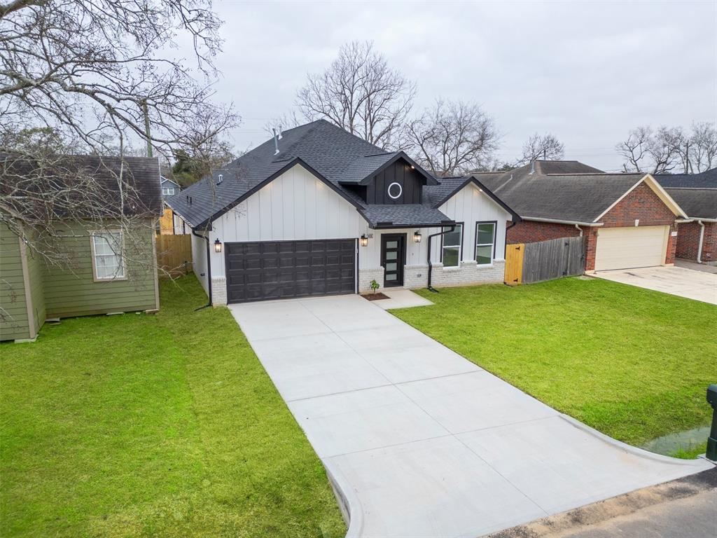 208 S 5th Street, La Porte, Texas image 30