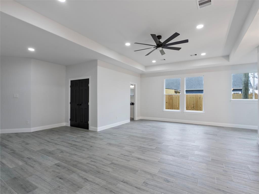 208 S 5th Street, La Porte, Texas image 11