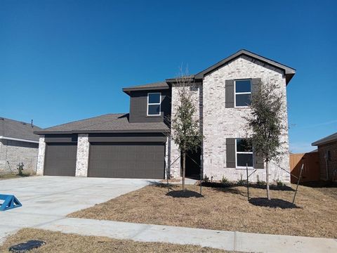 Single Family Residence in Dayton TX 1033 Llano Trail.jpg