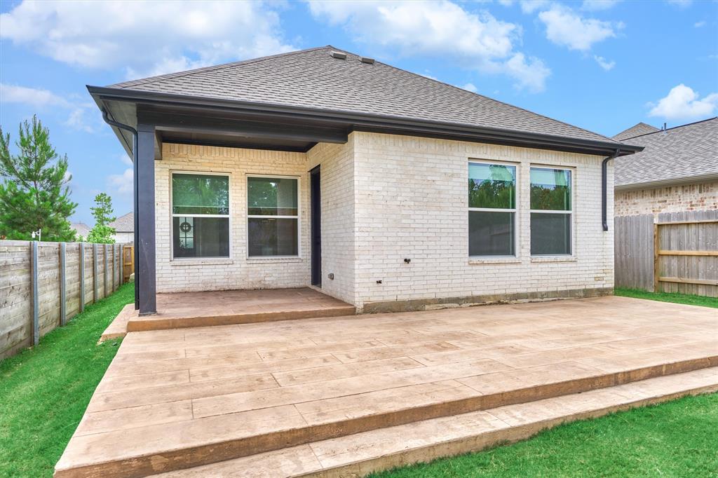 15611 Red Panda Road, Conroe, Texas image 38