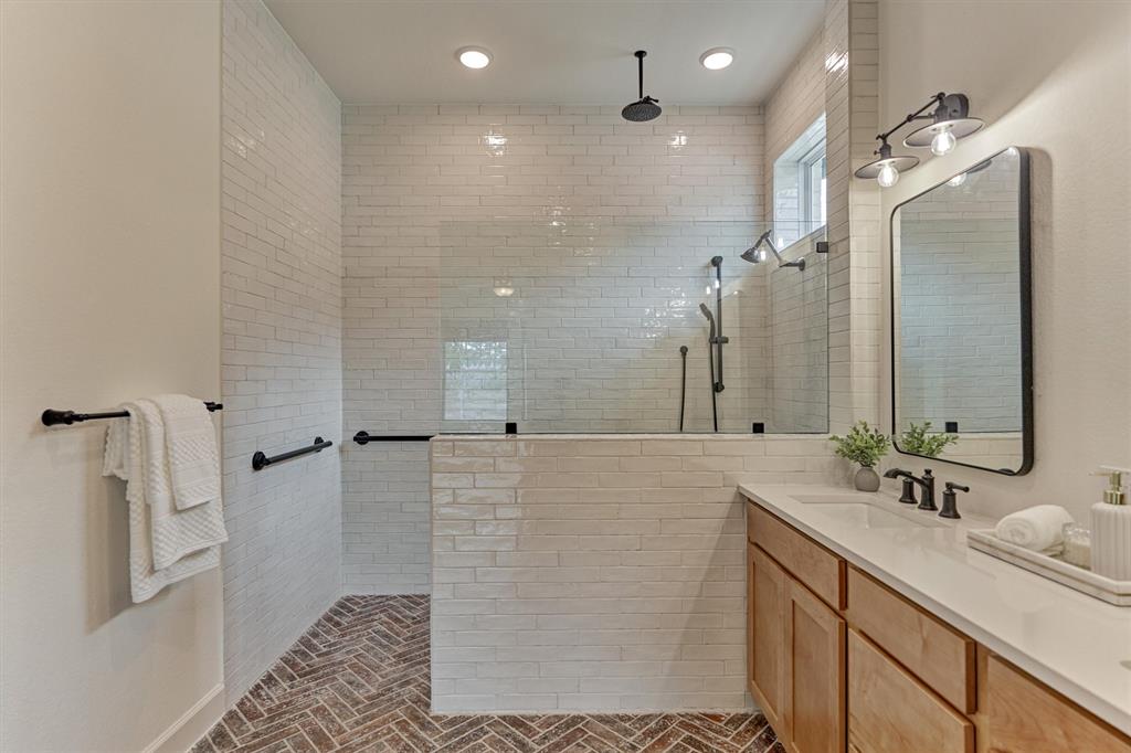 15611 Red Panda Road, Conroe, Texas image 27
