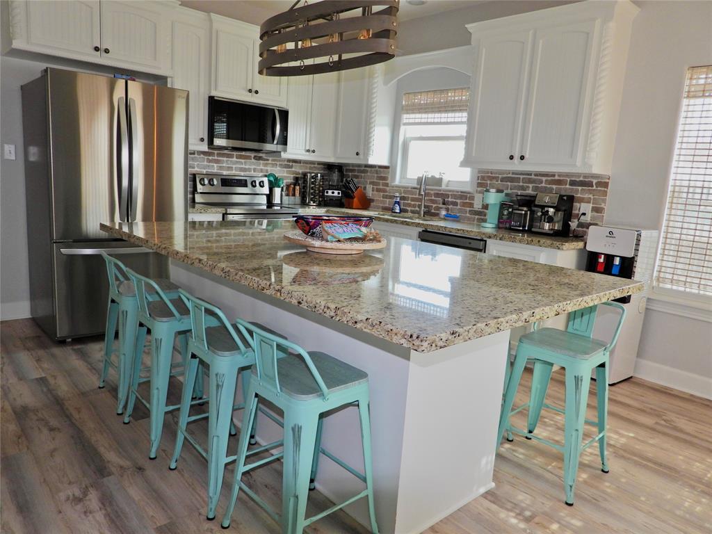 110 Pelican Pl