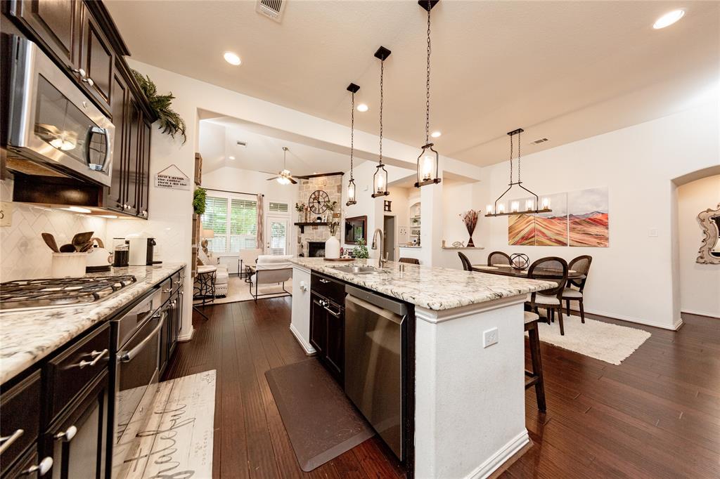 6014 Barrett Cove Court, Richmond, Texas image 10