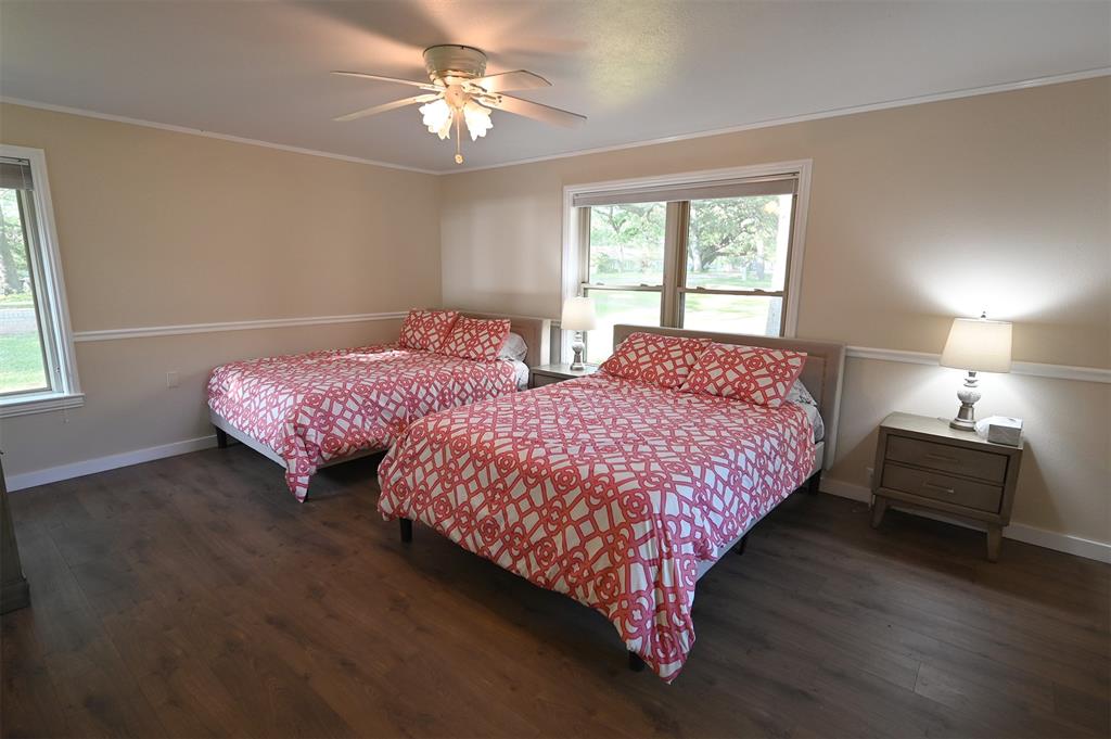 1013 Quail Lane, Eagle Lake, Texas image 19