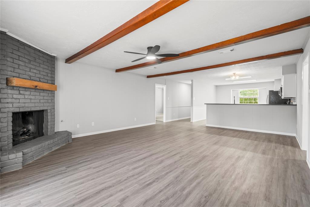 1707 Carol Lee Lane, Conroe, Texas image 8