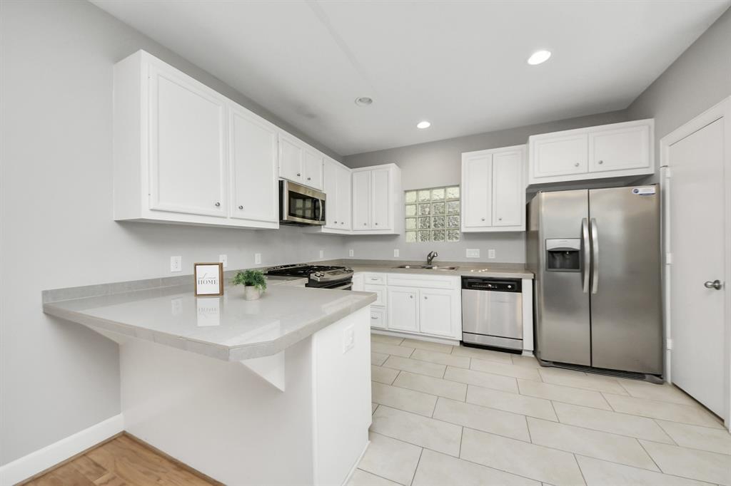 3718 Main Poplar Drive, Houston, Texas image 14