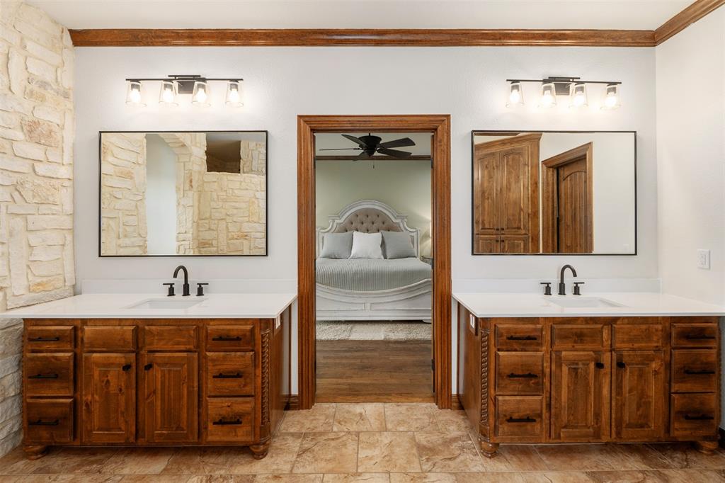 115 Saint Annes Drive, Mabank, Texas image 21