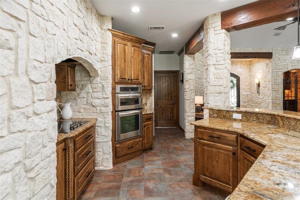 115 Saint Annes Drive, Mabank, Texas image 13