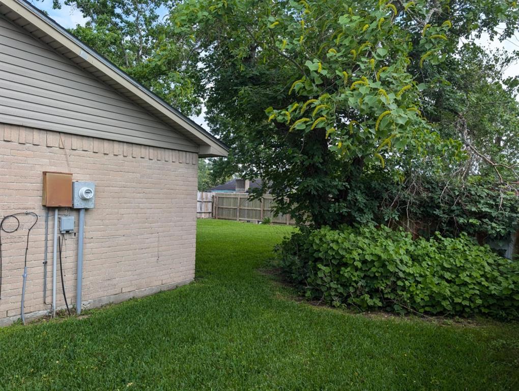 2533 Knoxville Drive, League City, Texas image 4