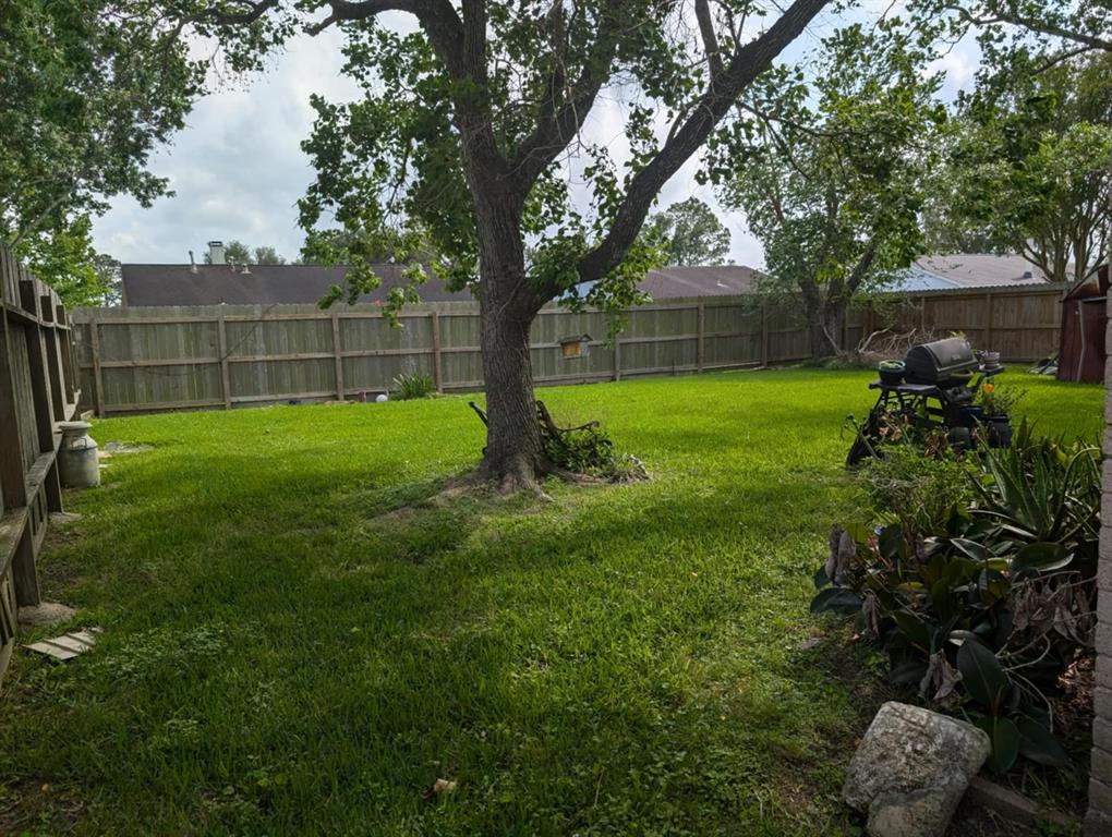 2533 Knoxville Drive, League City, Texas image 6