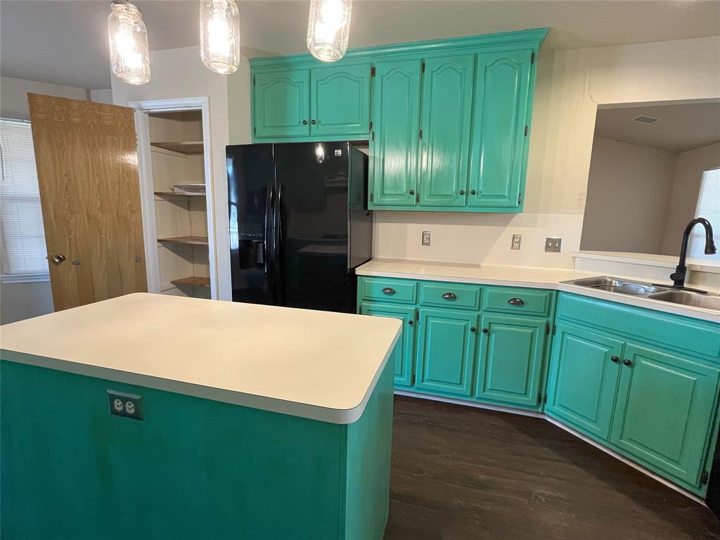 405 E 11th Street, Thornton, Texas image 11