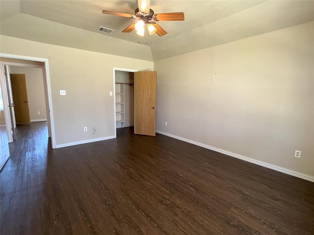 405 E 11th Street, Thornton, Texas image 14