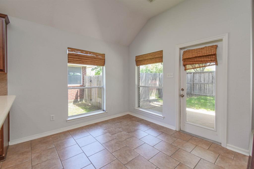419 Livingstone Lane