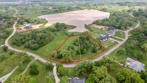 Vacant Land For Sale - 21610 Chenango Lake Drive<br/> Angleton, TX 77515