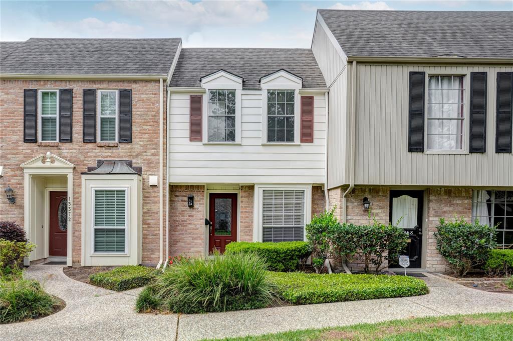 13370 Trail Hollow Drive #3370, Houston, Texas image 1