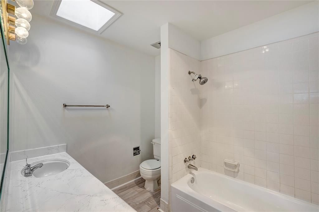 13370 Trail Hollow Drive #3370, Houston, Texas image 14