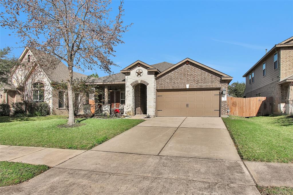 8458 Coral Cove Pass Lane