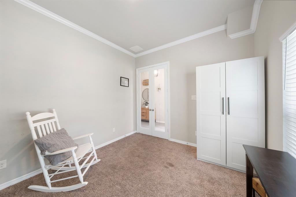10927 Crestwood Point Circle
