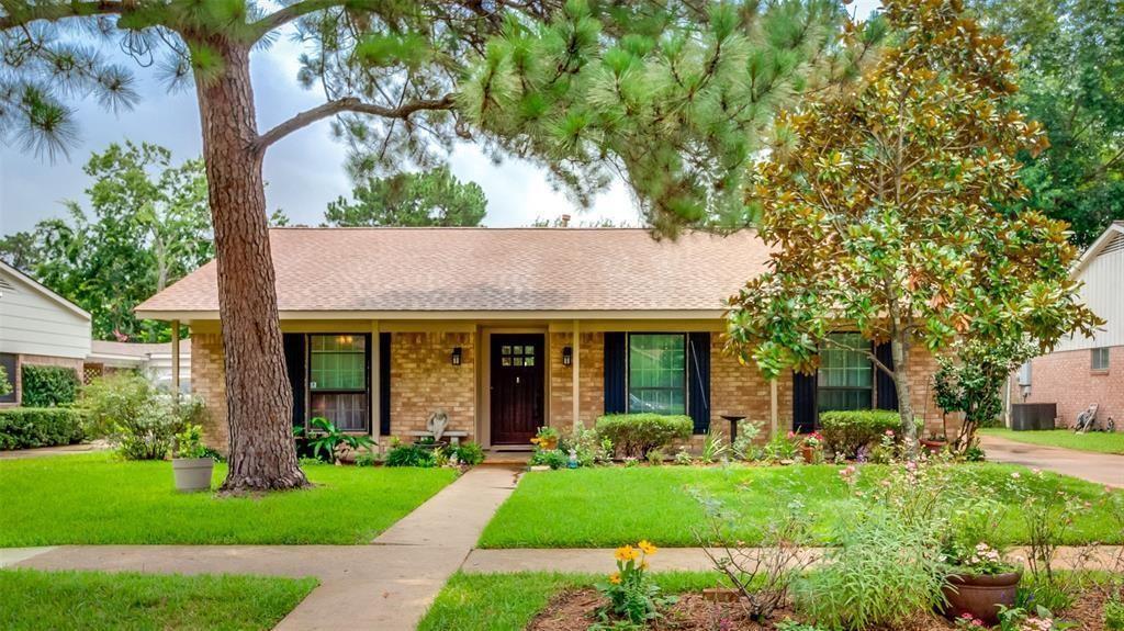 4723 Lost Oak Drive, Spring, Texas image 1