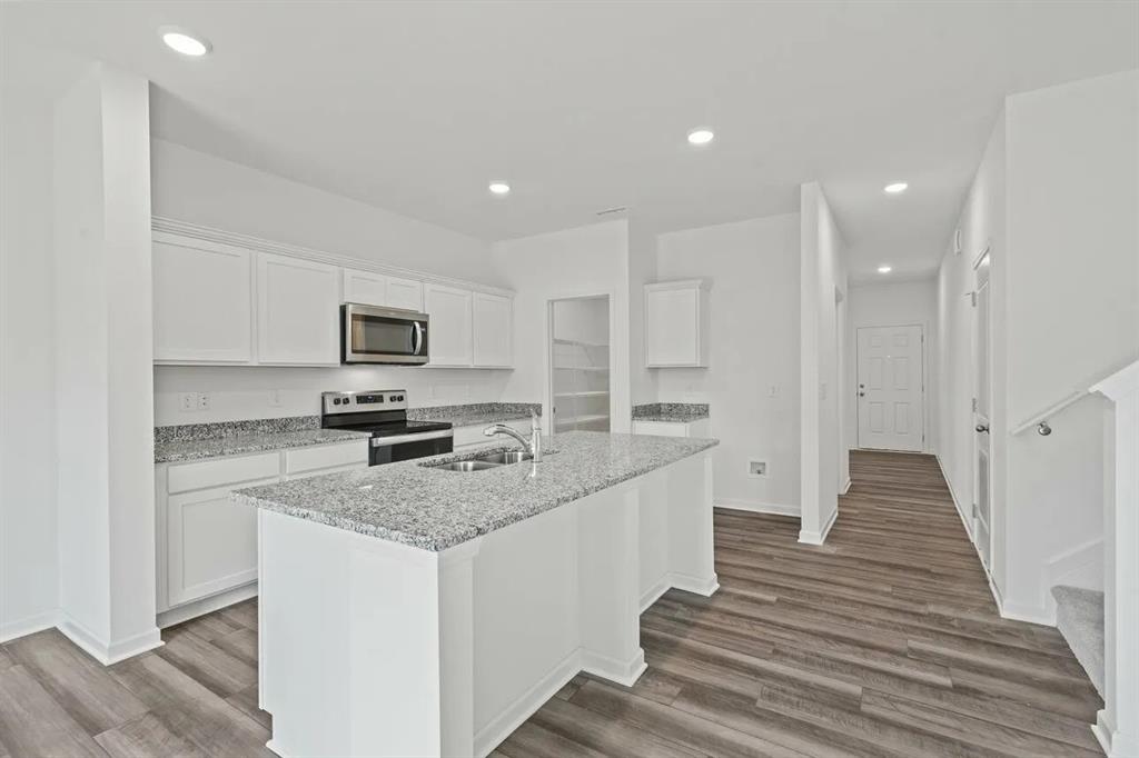 3851 Sunbird Creek Trail, Porter, Texas image 2