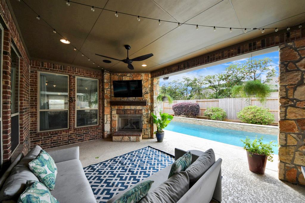 8130 Caroline Ridge Drive