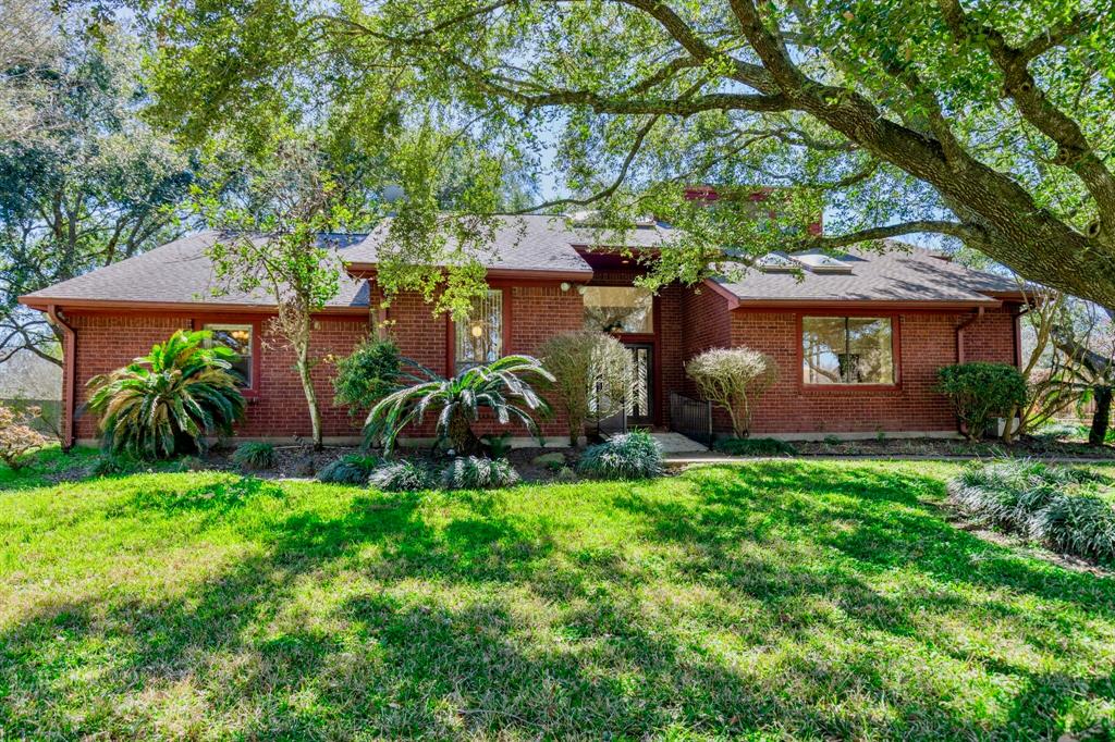 2104 Airline Drive, Friendswood, Texas image 33