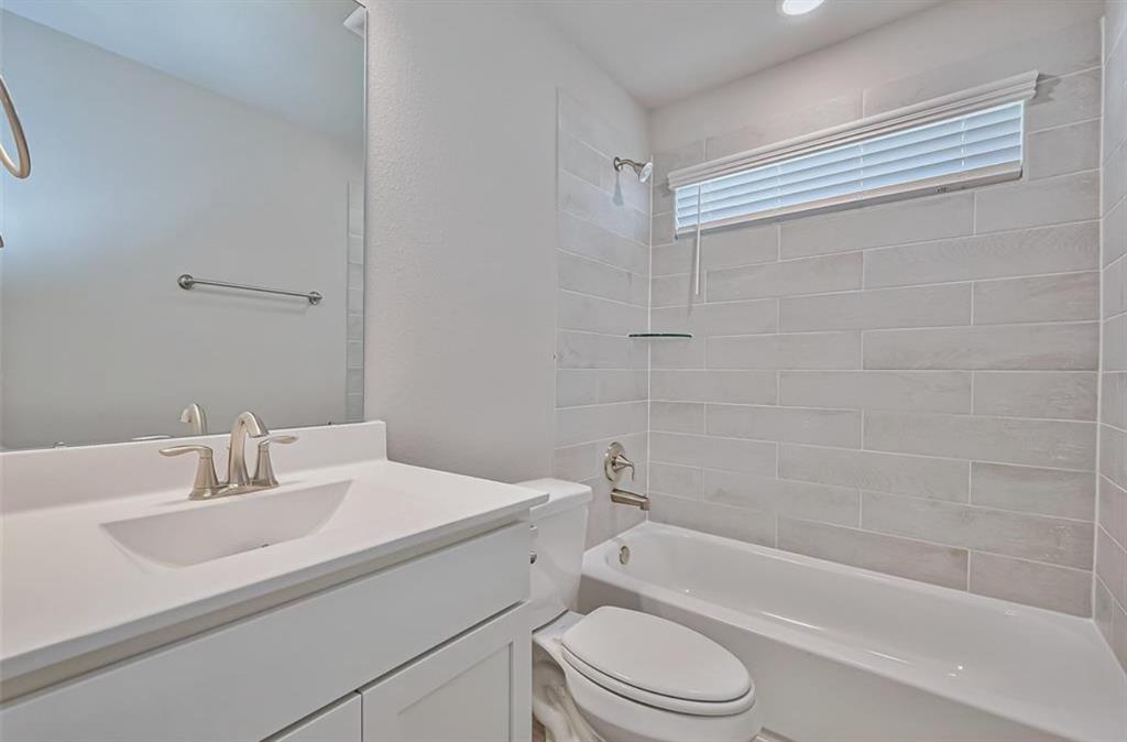 27227 Blue Pool Drive, Katy, Texas image 15