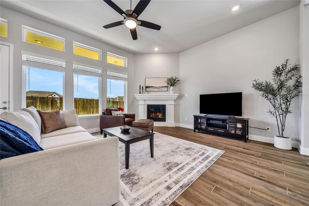 1602 Harvest Lake Drive, Missouri City, Texas image 15