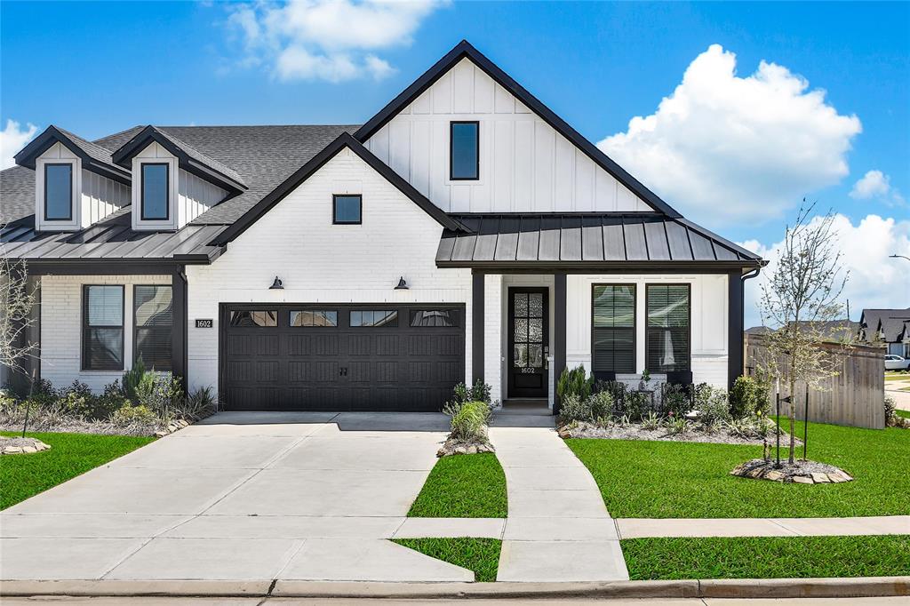1602 Harvest Lake Drive, Missouri City, Texas image 1