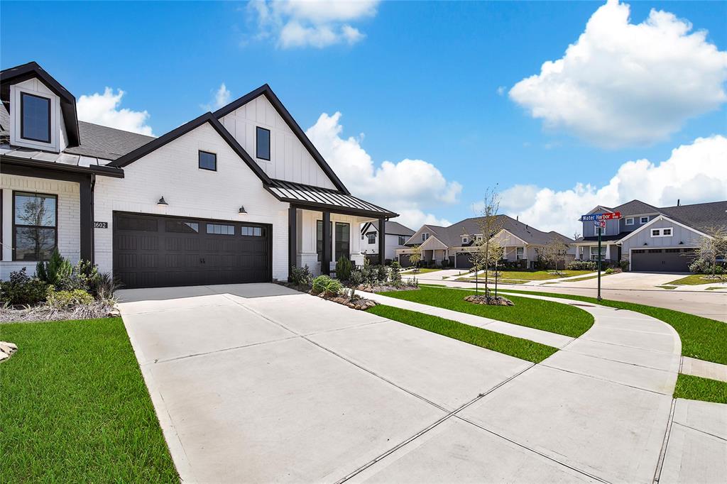 1602 Harvest Lake Drive, Missouri City, Texas image 26