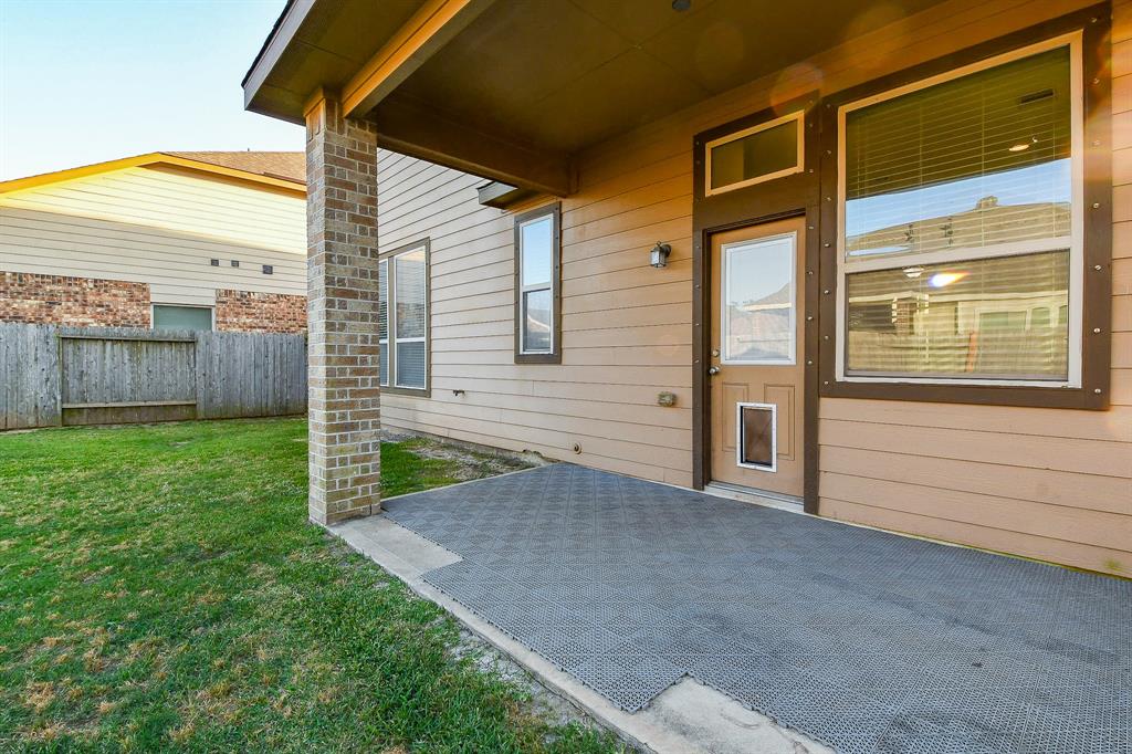 6406 Hunters Way Lane, Baytown, Texas image 31