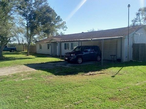 A home in Alvin