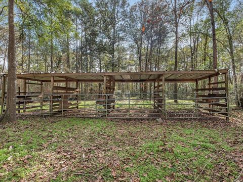 A home in Splendora