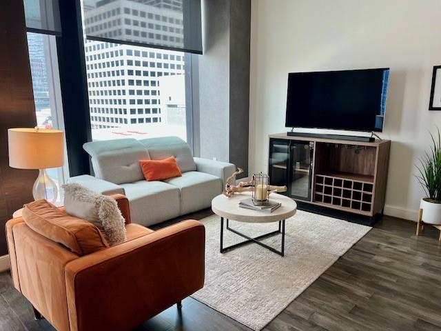 1211 Caroline Street 1007