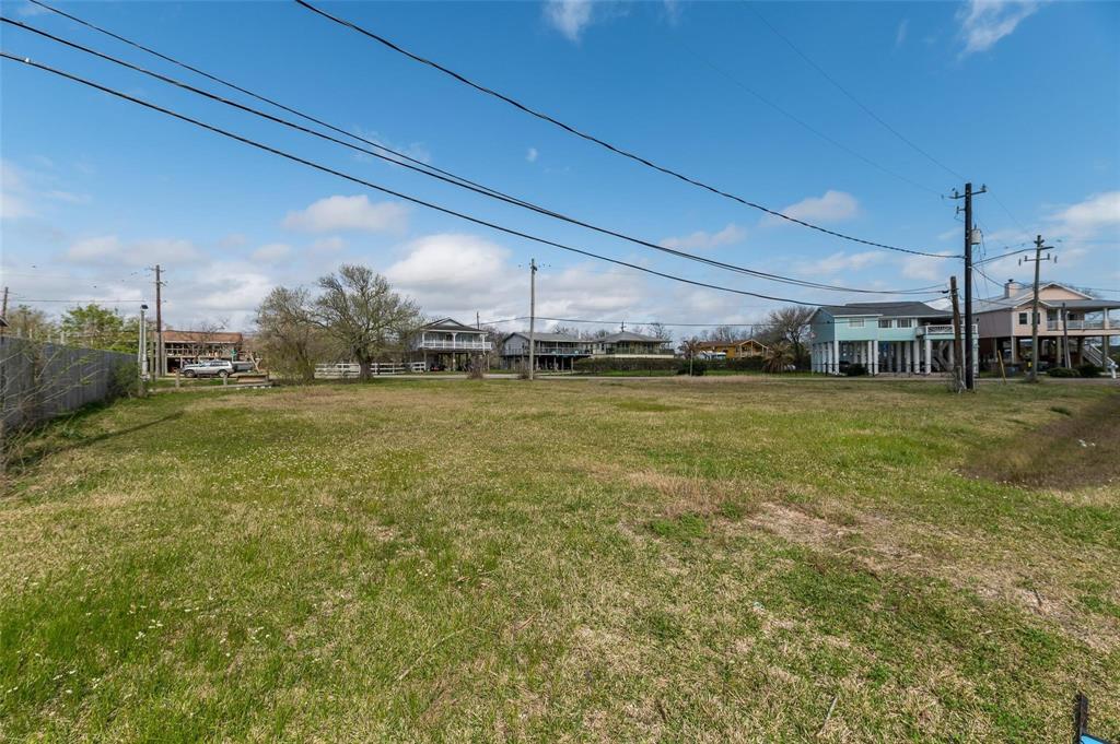 1604 Dick Bay Drive, San Leon, Texas image 13