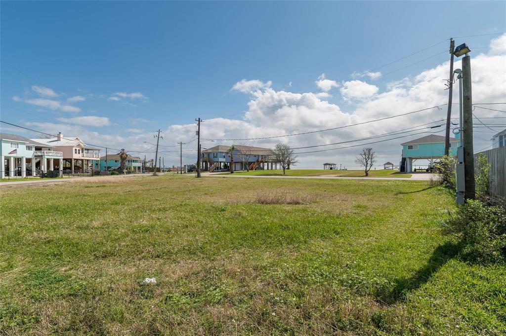 1604 Dick Bay Drive, San Leon, Texas image 7
