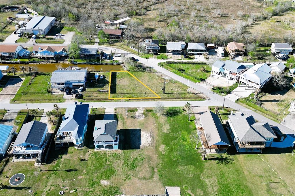 1604 Dick Bay Drive, San Leon, Texas image 5