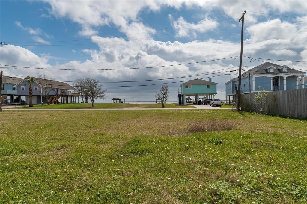 1604 Dick Bay Drive, San Leon, Texas image 10